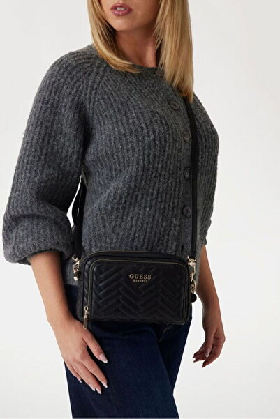 Guess Anning Camera Crossb – velmi doporučený fotoaparát