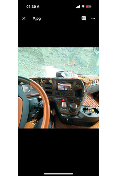 meriç cockpit design مرسيدس أروكس 2023 > طلاء مزدوج الشاشة موديل ميريك مون