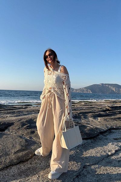 ELVAN TOLON Παντελόνι αλεξίπτωτο με μπεζ κορδόνι μέσης πάνω από το μέγεθός σας