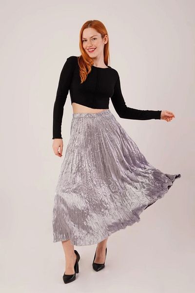 ebadi    Midi Length Pleated Satin Gray Skirt