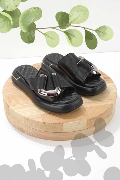 Bambi Black Leather Women's Slippers K04292770203