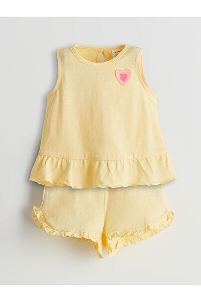 LC Waikiki بلوزة وشورت للفتيات الصغيرات من Peak New Season مطبوع عليه قلب مكو...