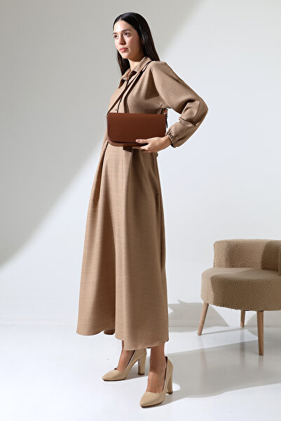 ensade Μπροστινό φόρεμα με λαστιχένια μανίκια με ζώνη