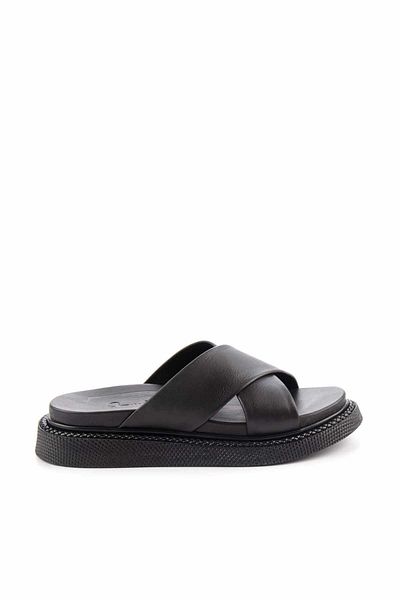 Bambi Black Leather Women's Slippers K04291060003