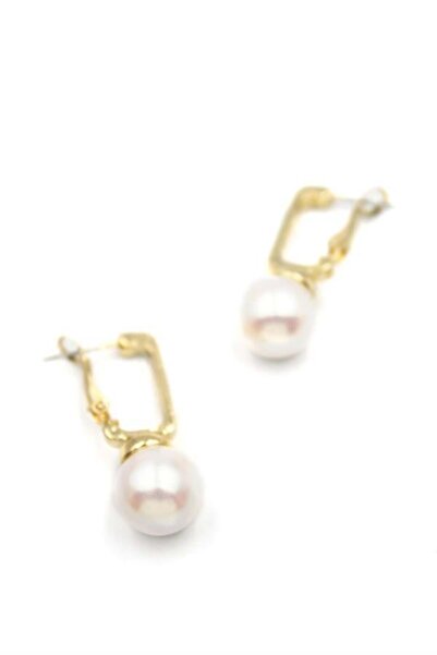MENESSA White Pearl Earrings