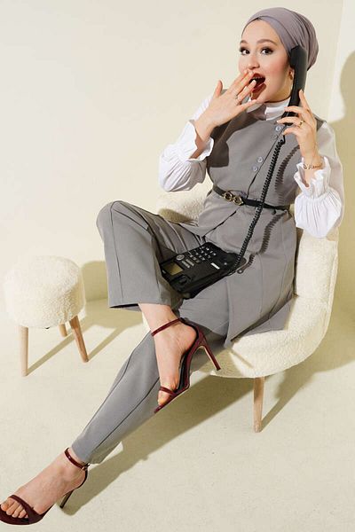 VOLT CLOTHİNG Damen Cross Mini geknöpfte Weste mit Gürtel Doppeltes Set