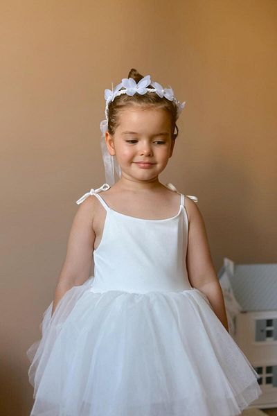 Le Mabelle Girl Helen Crown - White Butterfly Pattern