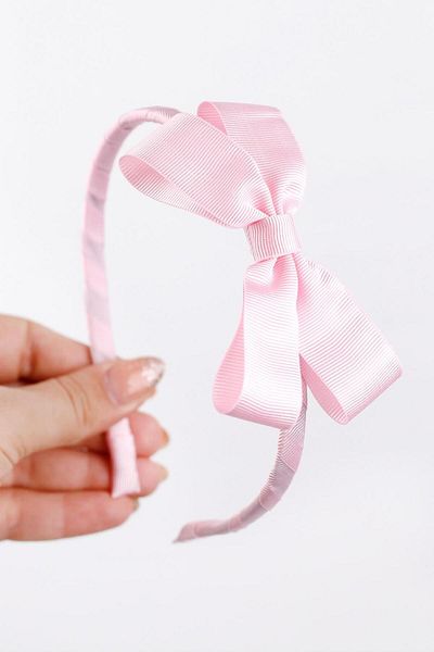 Le Mabelle Pink Bow Detailed Girl's Crown