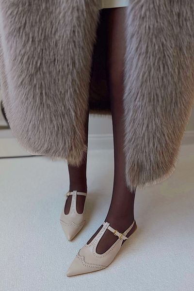 POLKA STORE Diana Retro Pointed Toe Buckle Heeled Women's Shoes