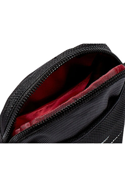 Nike Geantă de umăr neagră Heritage (1L).