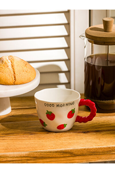 LC Waikiki DOLUNAYSTORY'DEN LCW HOME Özel Tasarım Tatil Sezonunun Ruhunu Yansıtan Sevimli ve Eğlenceli Kupalar