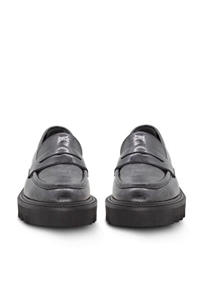 Vario Gri Rugan (GRAY PATENT LEATHER)