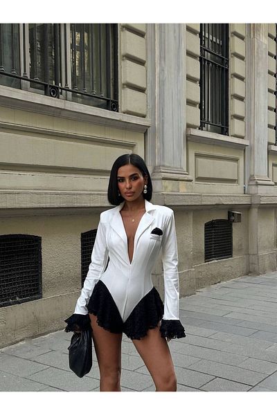 Friday Mood Women's White Padded Lace Shorts Jumpsuit