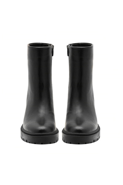 Vario Hakiki Deri Kalın Taban Bağcıklı Uzun Bot Sıyah (BLACK)