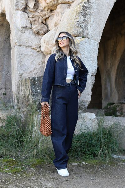 bytugcekaya Set de pantaloni crop albastru închis