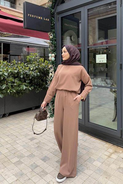 Melike Tatar Beige Crepe Loose Trousers 32-2235