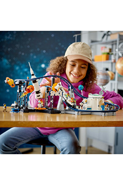 LEGO Horská dráha Creator Space 31142 - s věží a detailem kolotoče pro děti od 9 let