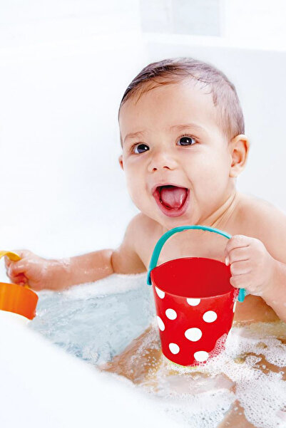 Hape Mutlu Kova Seti / Happy Buckets Set