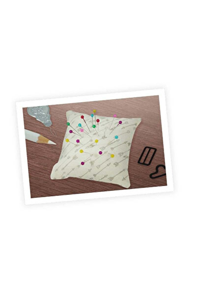 Buki France Šicí stroj s příslušenstvím