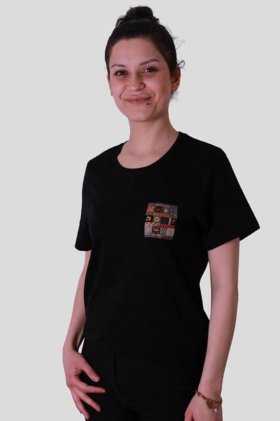 trender Ethnic Pattern Μαύρο γυναικείο μπλουζάκι