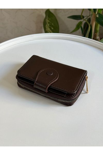 ZEYS Stylish Women's Wallet with Shiny Leather Front Button Detail