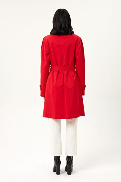 AGSPARK BELDEN KEMERLİ KOLLARI APOLET DETAYLI ÇİFT KAPAMALI TRENÇKOT