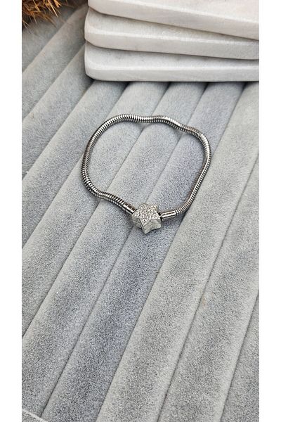 AURA Star Charm Bracelet Brand Model