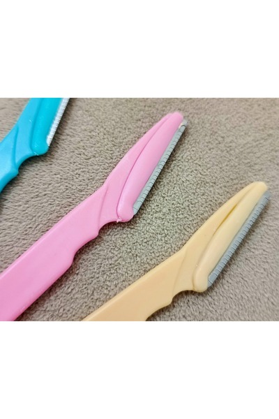 SİBELA BEAUTY GÜZEL GÖRMEK GÜZEL DÜŞÜNDÜRÜR Tırtıklı Kaş Usturası, Kaş Bıyık Jileti Tırtıklı