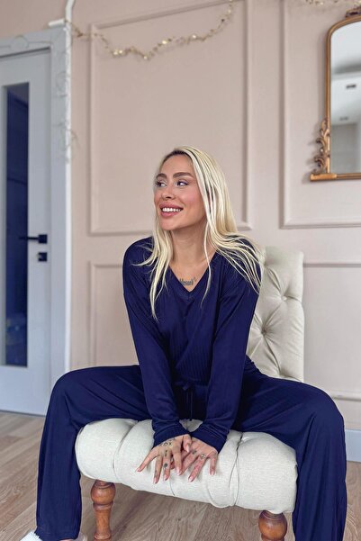 Pijamaevi Dámská sada pyžama Dublin s dlouhým rukávem a výstřihem do V v námořnické modré