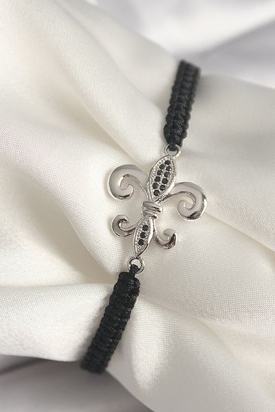 ForWhat Macrame Bracelet with Silver Brass Zircon Embroidered Lily Elevator for Elegant Woman