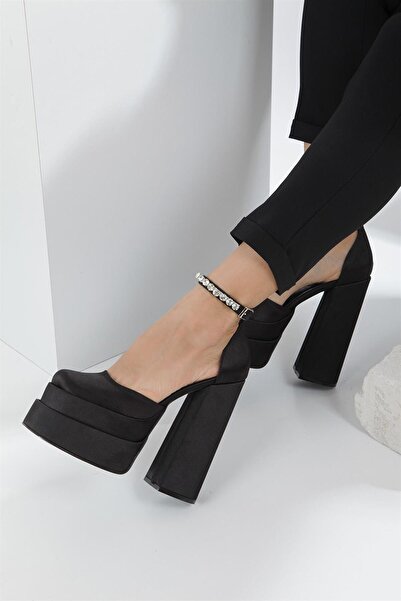 MİLAYA SHOES City černé boty na tlustém podpatku