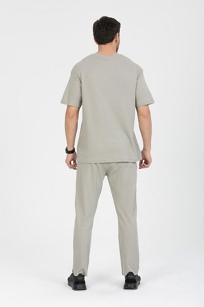 Store Men's Cotton Set - Comfortable Joggers and T-Shirt, Ideal for Casual Elegance