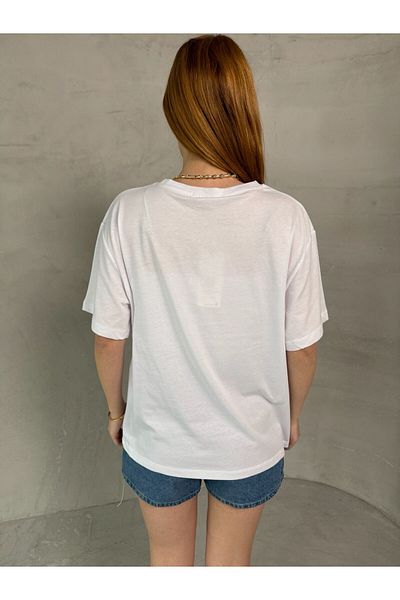 Cappmoda T-912 Μπλουζάκι με κέντημα με λευκό σκύλο με λαιμόκοψη