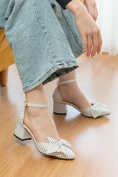 DİVOLYA Παπούτσια καθημερινής χρήσης Toli White Polka Dot Bow (5 cm τακούνι)
