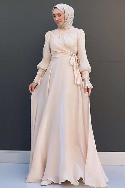 GİYZAMİLA Βραδινό φόρεμα Cream Silk - Λεπτομέρεια με φιόγκο