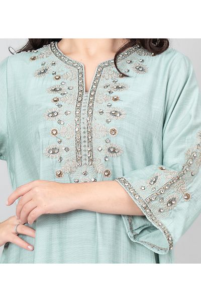 IKKXA Royal Radiance Crystal Jalabiya