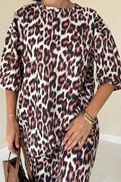 JANES Leopard T-Shirt and Pants Set