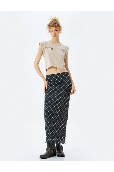 Koton New Season Crew Neck Sleeveless Crop Top with Printed Back