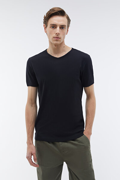 Mudo V-Neck Regular Fit T-Shirt