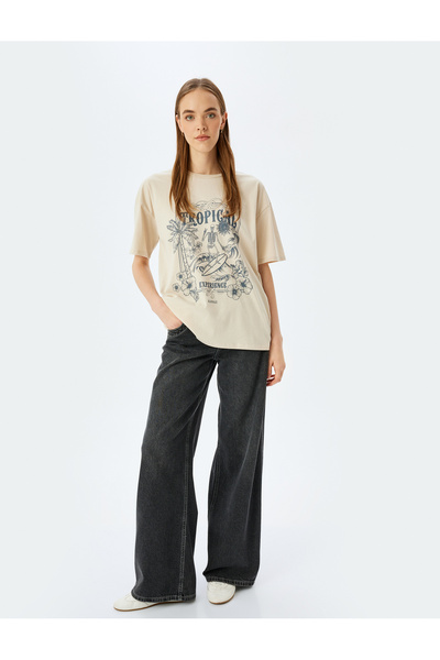 Koton New Season Slogan Printed Short Sleeve Crew Neck Oversize T-Shirt