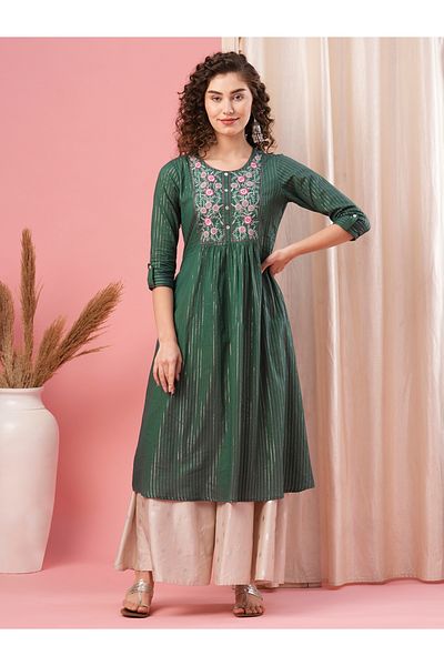 Globus By Styli كورتا مطرزة برقبة دائرية على شكل حرف A