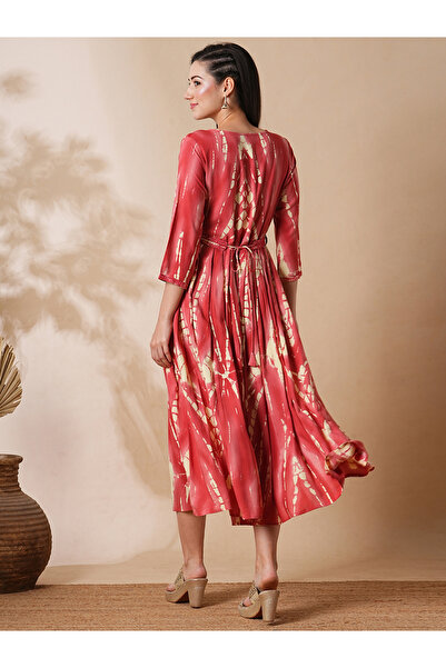 Globus By Styli Embroidered Notch Neck Front Slit A-Lin Midi Dress with Belt