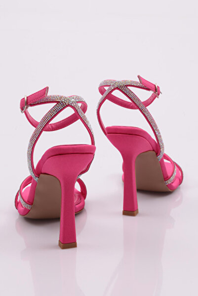 DGN 2026 Γυναικεία πέδιλα με φούξια σατέν με τακούνι - Ασημένια πέτρα και ζωσμένα