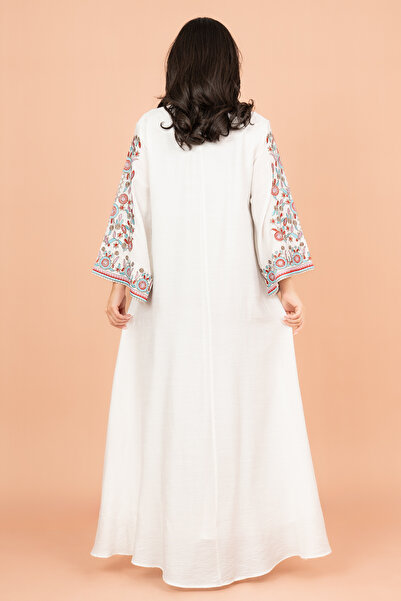 IKKXA Mandarin Collar Hand Embroidered Jalabiya