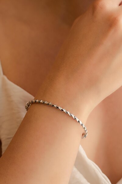 SEMİZ KUYUMCULUK Yeni Burgu Beyaz Altın Bilezik