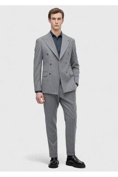 Ramsey Gray Striped Comfort Fit Wool Blended Suit