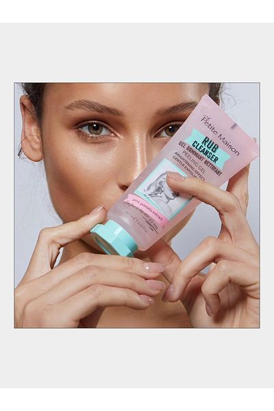 Petite Maison Rub Cleanser Peeling Gel 100ml
