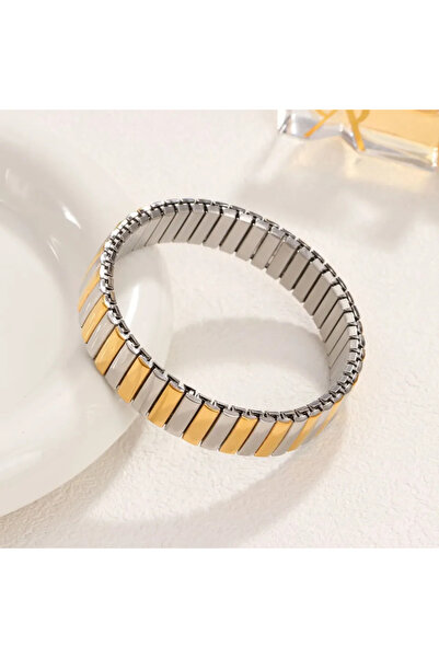 Choice سوار مرن من الفولاذ التيتانيوم للنساء. على شكل قلب. قطعة واحدة. مجوهرا...