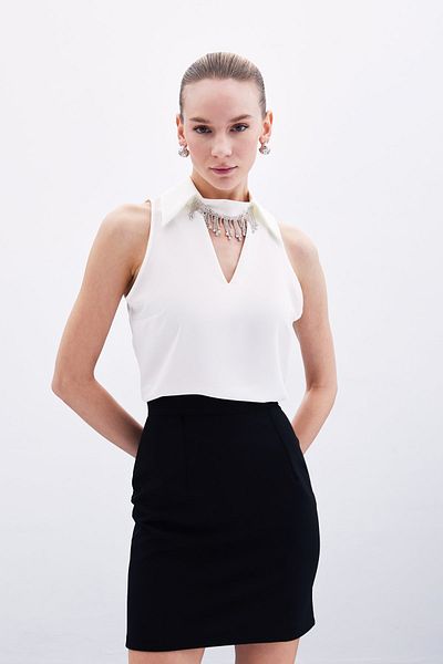 Sateen Ecru Tone Collar Stone Tank Top