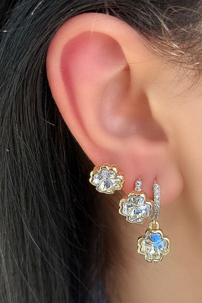 TAKIŞTIR Gold Color Flower Figured Stone Detailed 3-Piece Ysx Earring Set